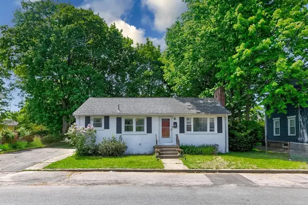 43 Kingman St, Brockton, MA 02302