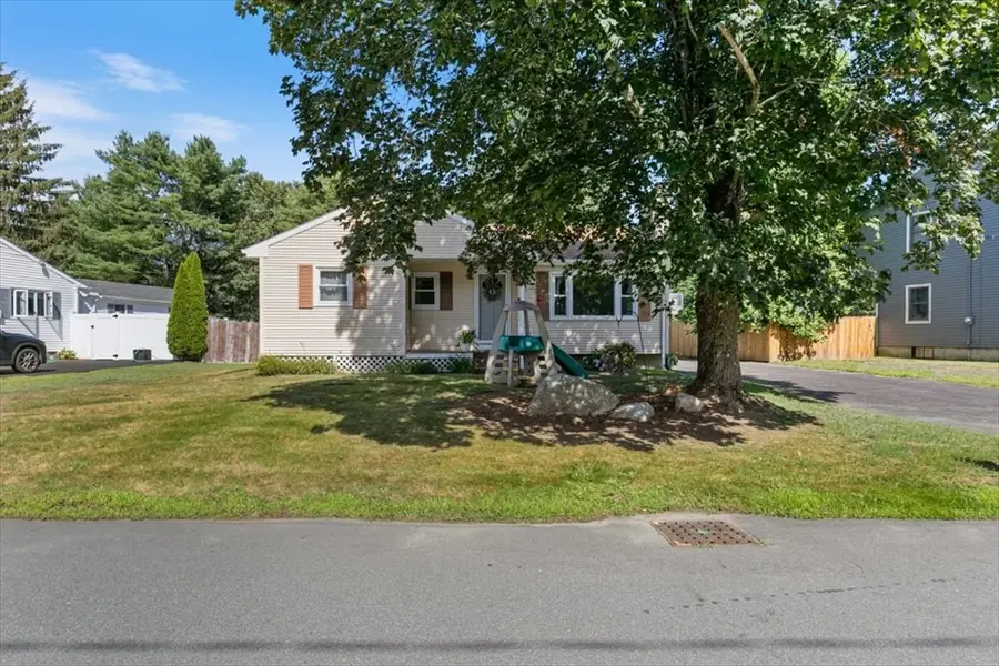 3 Cedarwood Ln, Rowley, MA 01969 - #2