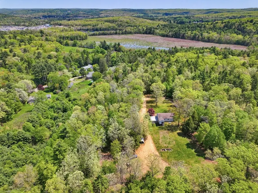284 Howe St, East Brookfield, MA 01515 - #3