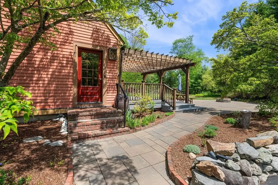 72 Mile Ln, Ipswich, MA 01938 - #3