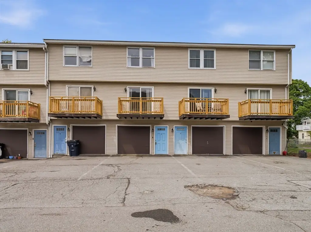 11 W Bowers St #3, Lowell, MA 01854 - #1