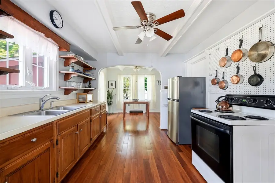 780 Suffield St, Agawam, MA 01001 - #3