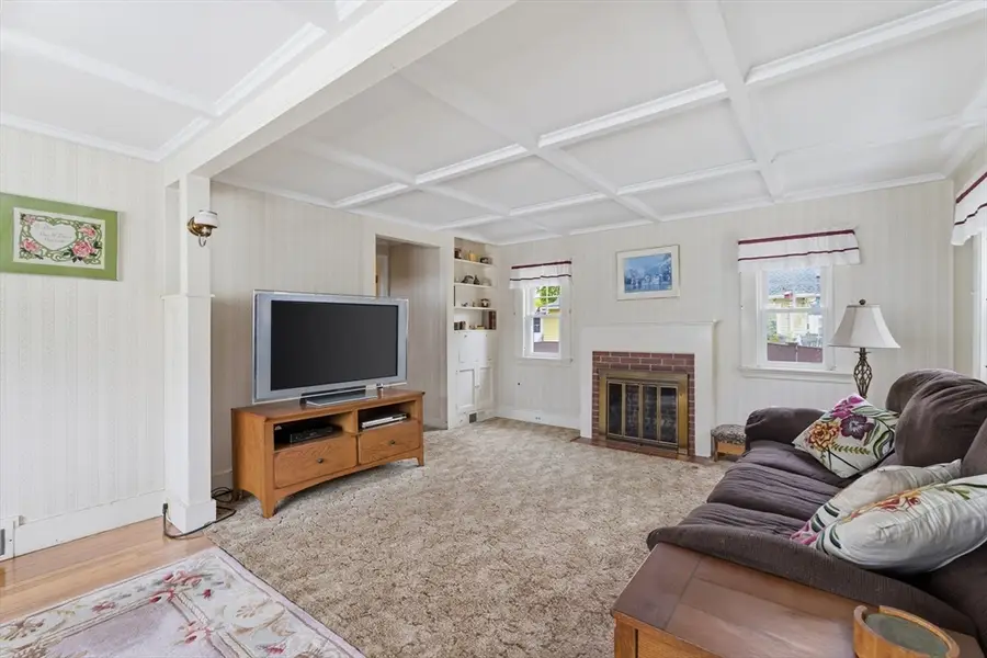 40 Glenwood Rd, Lynn, MA 01904 - #2