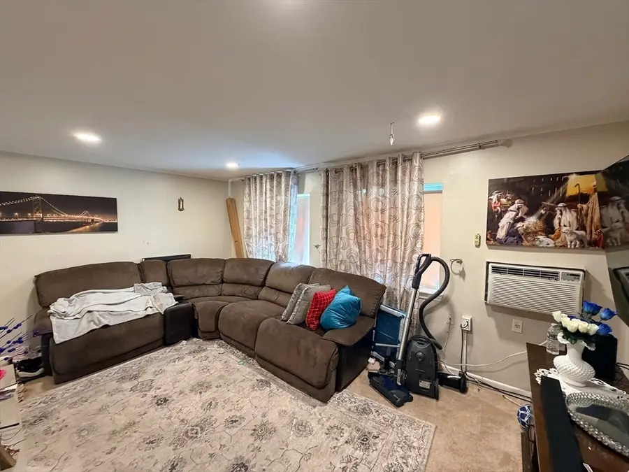 6 Universal St #5, Framingham, MA 01702 - #3