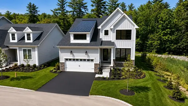 1 Juniper Ln #1, Tyngsborough, MA 01879