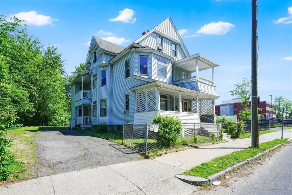 658 Union St, Springfield, MA 01109 - #1