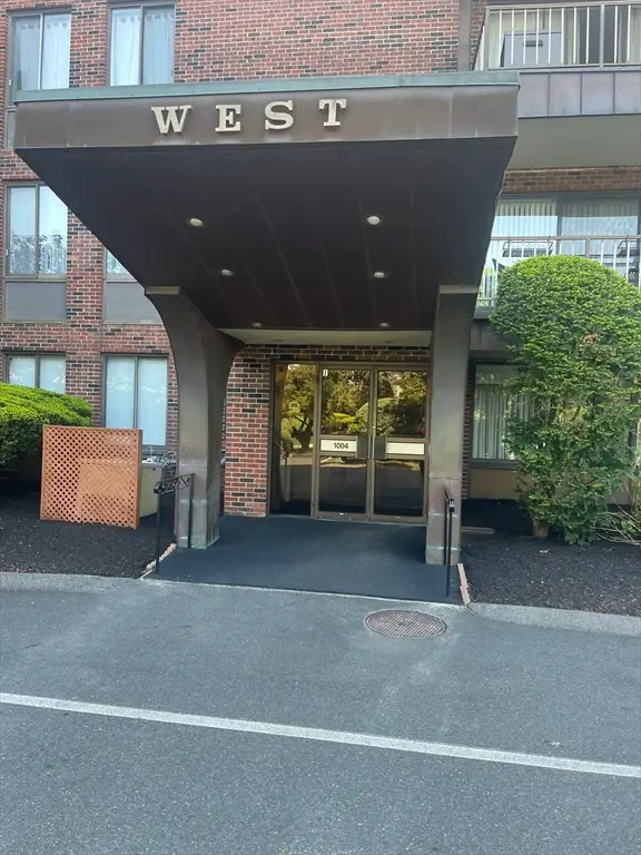 1004 Paradise Road #PHB, Swampscott, MA 01907 - #2