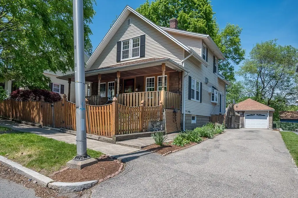 38 Gifford Dr, Worcester, MA 01606 - #1