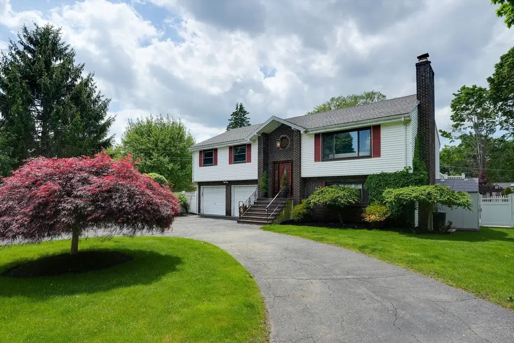 4 Lincoln Terrace, Waltham, MA 02451 - #1
