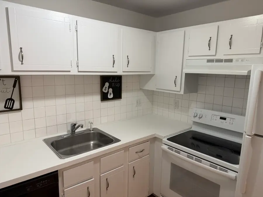 15 Weld St #51, Framingham, MA 01702 - #3
