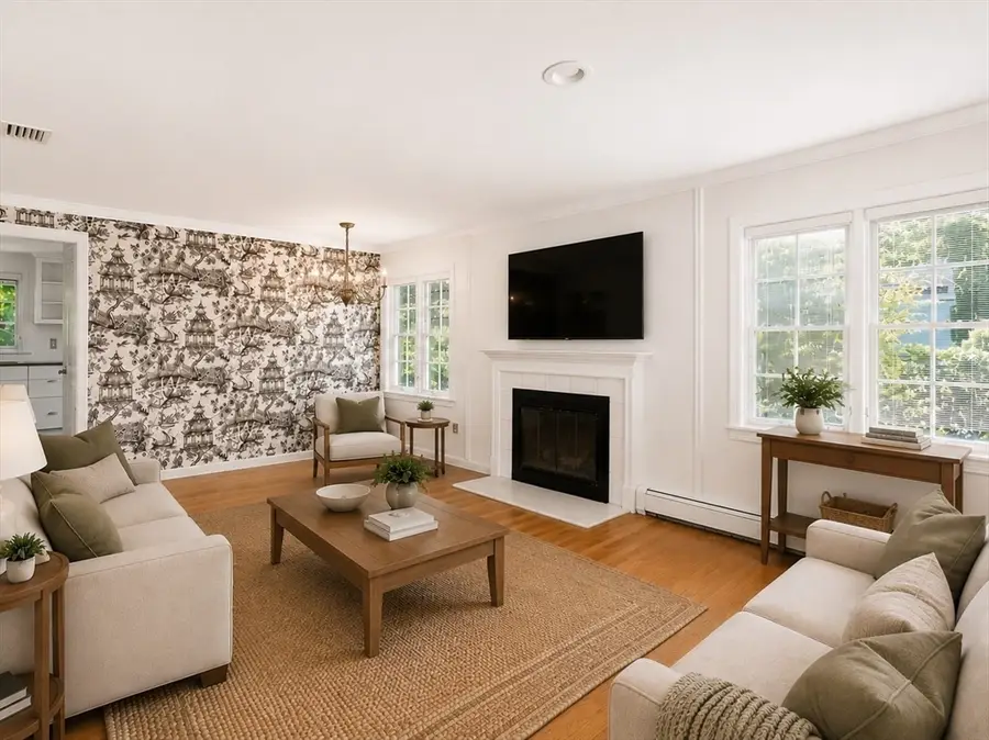 40 Simpson Circle, Agawam, MA 01001 - #2