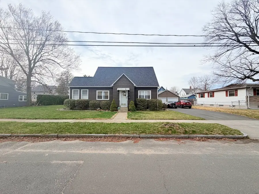 22 Felicia St, Springfield, MA 01104 - #2