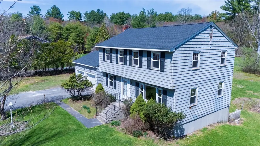 50 Milford St, Medway, MA 02053 - #3