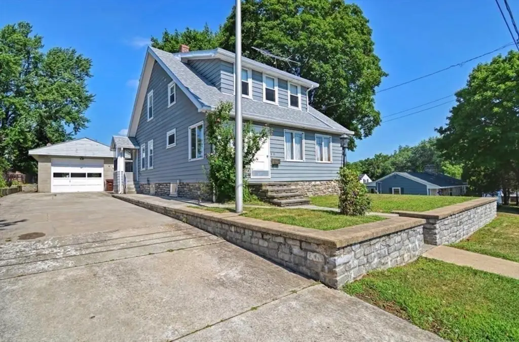 41 Highland St, Auburn, MA 01501 - #1