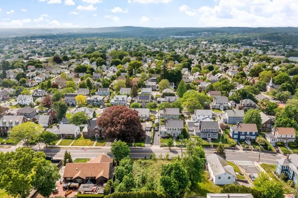 301 Common St, Watertown, MA 02472 - #1