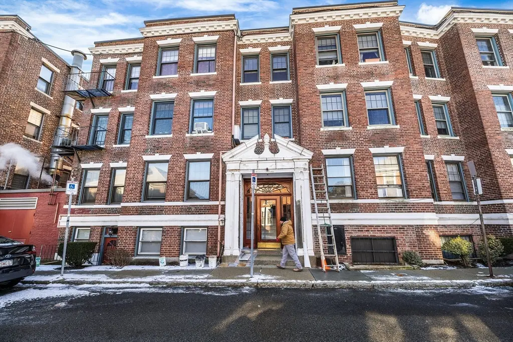 100 Lanark Rd #8, Boston, MA 02135 - #1