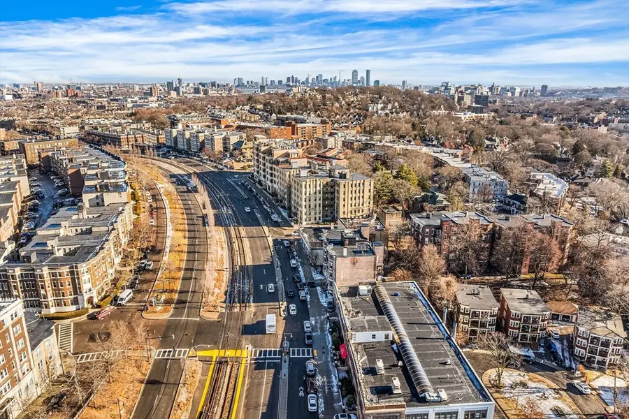 100 Lanark Rd #8, Boston, MA 02135 - #2