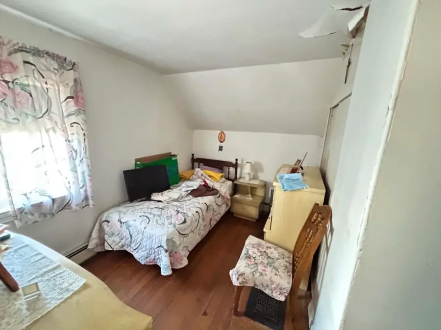 15 Jackson St, Newton, MA 02458 - #3