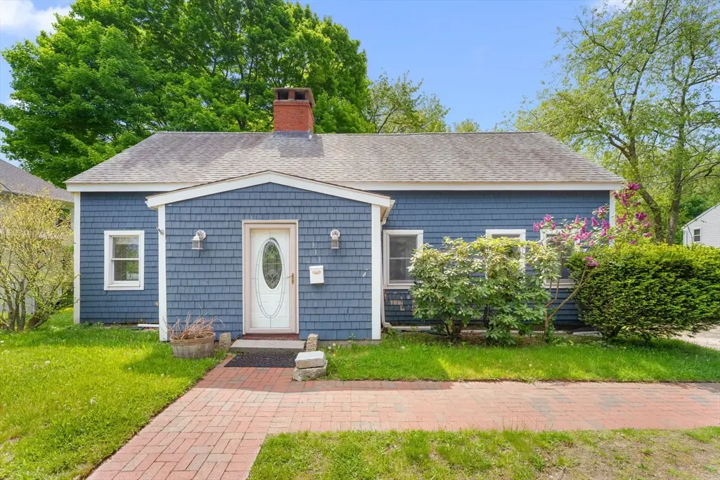 313 E Water St, Rockland, MA 02370 - #1