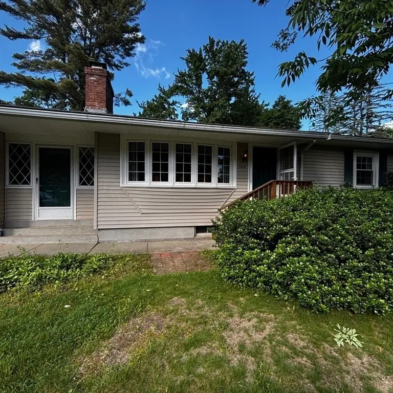 164 W Bacon St, Plainville, MA 02762 - #1