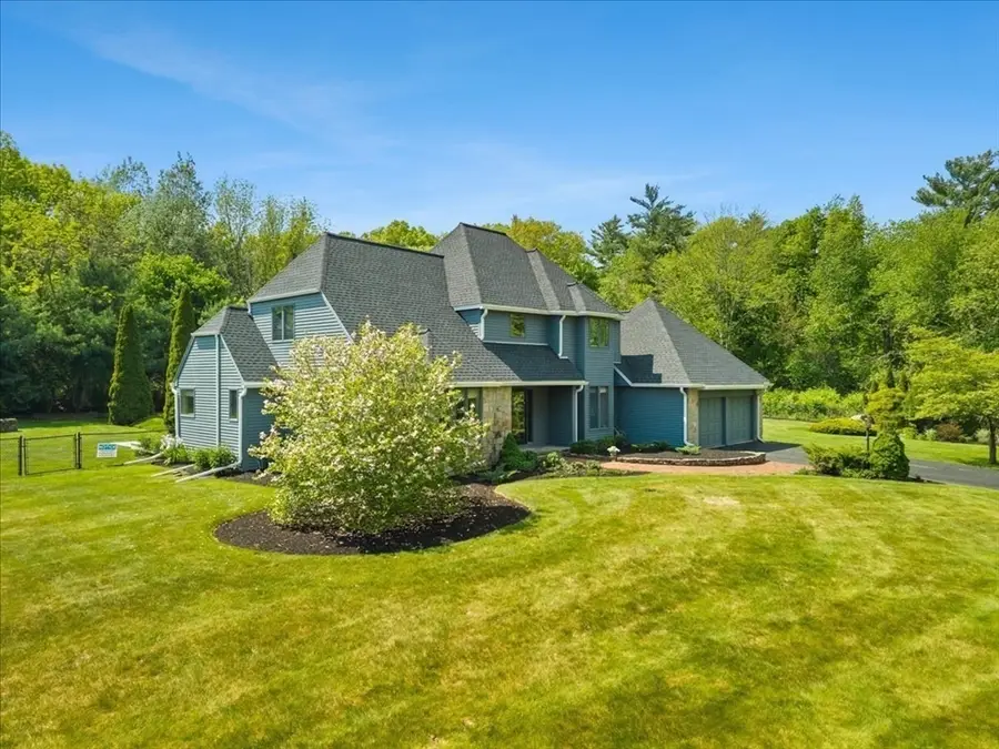 14 Fieldstone Ter, West Bridgewater, MA 02379 - #2