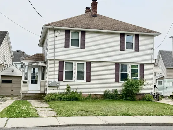 318-320 Winsor St, Ludlow, MA 01056