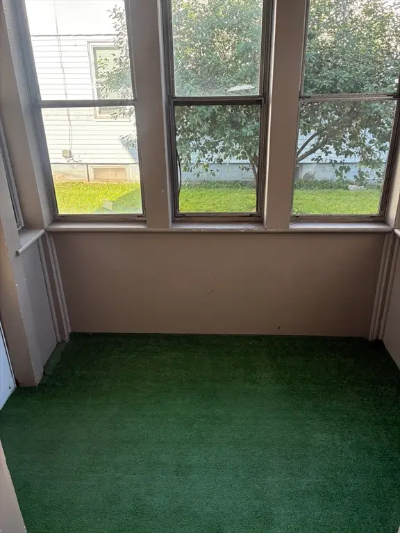 318-320 Winsor St, Ludlow, MA 01056 - #2