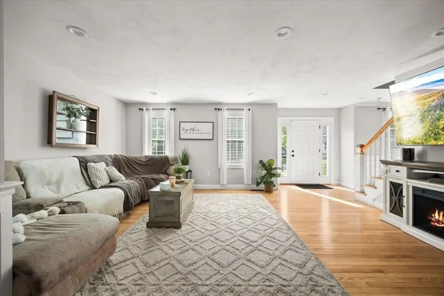 36 Cranesbill Rd, Taunton, MA 02780 - #2