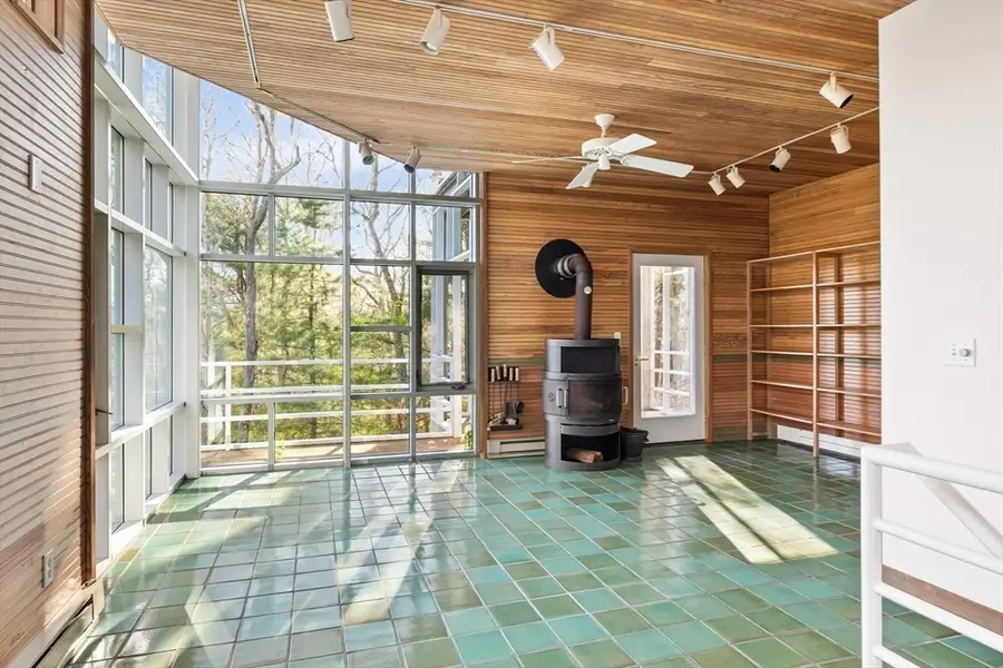 6 Moxon Lane, Dartmouth, MA 02748 - #3