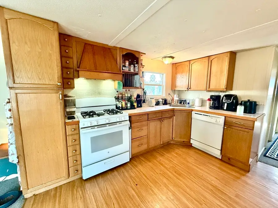 868 Southampton Rd #43, Westfield, MA 01085 - #3