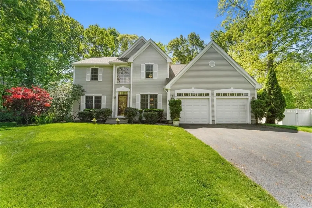 7 Whitney Circle, Natick, MA 01760 - #1