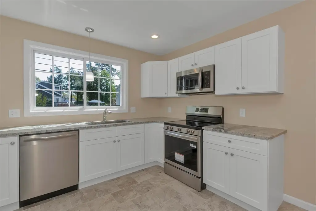 63 Hope St, Springfield, MA 01119 - #1