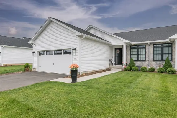 116 Villa Drive #116, Agawam, MA 01030