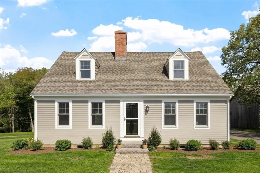 177 Maple St, Sherborn, MA 01770 - #3