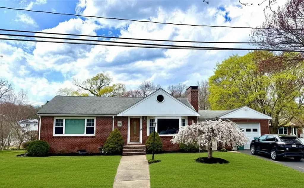 106 Mishawum Rd, Woburn, MA 01801 - #1