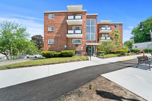 770 Cummins Hwy #1, Boston, MA 02126