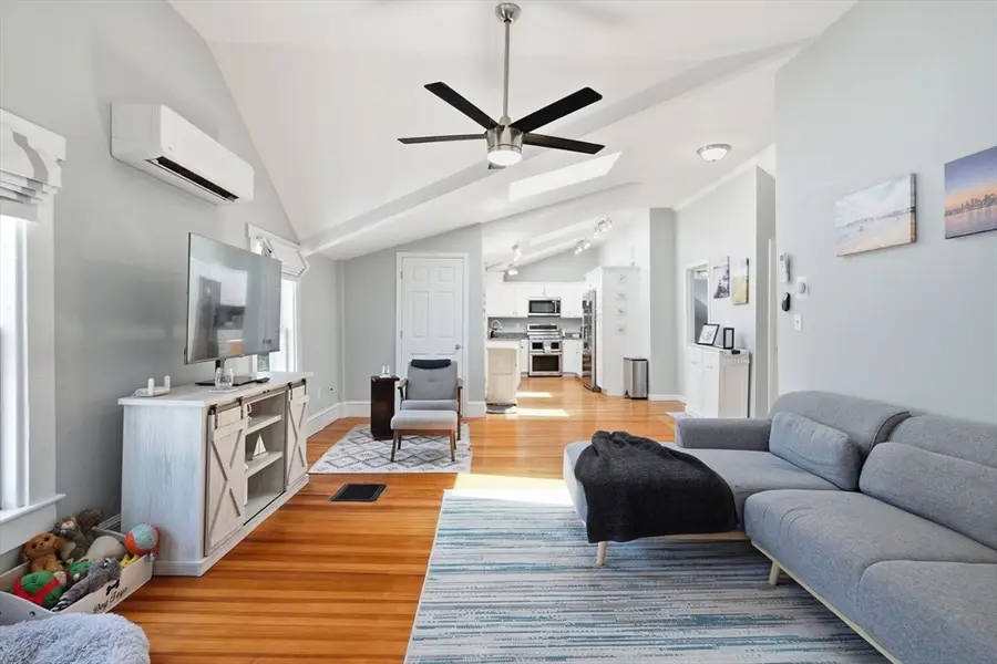 16 Billows St #2, Winthrop, MA 02152 - #3