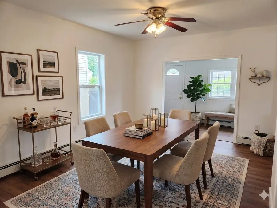 15 Carter Ave, Lowell, MA 01852 - #3