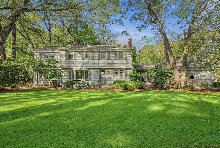 26 Ideal Avenue, Chelmsford, MA 01824 - #2