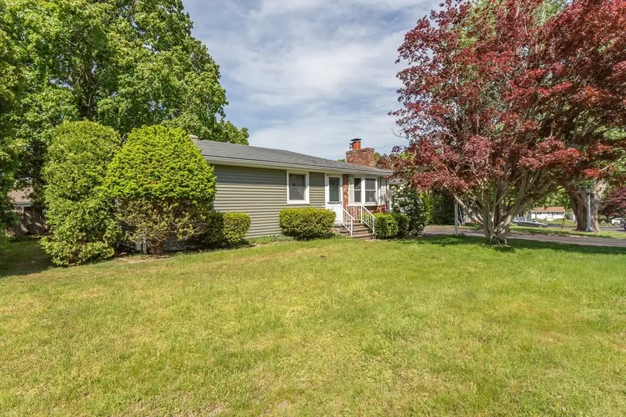 68 Redwood Rd, Somerset, MA 02726 - #3