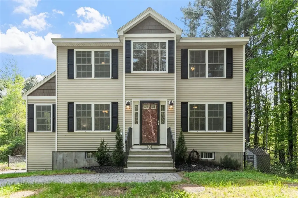 87A Brookline St, Townsend, MA 01469 - #1