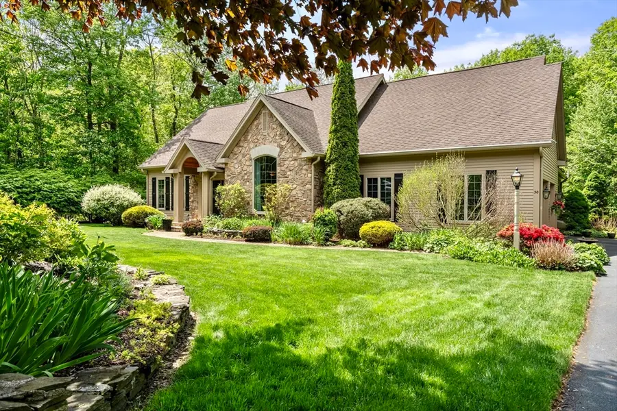 30 Cimarron Ln, Holden, MA 01520 - #2