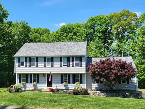 6 Chamberlain Road, Uxbridge, MA 01569