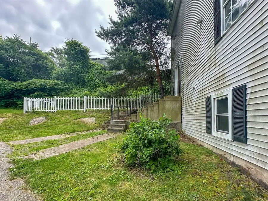 20 Groton Pl, Worcester, MA 01604 - #3