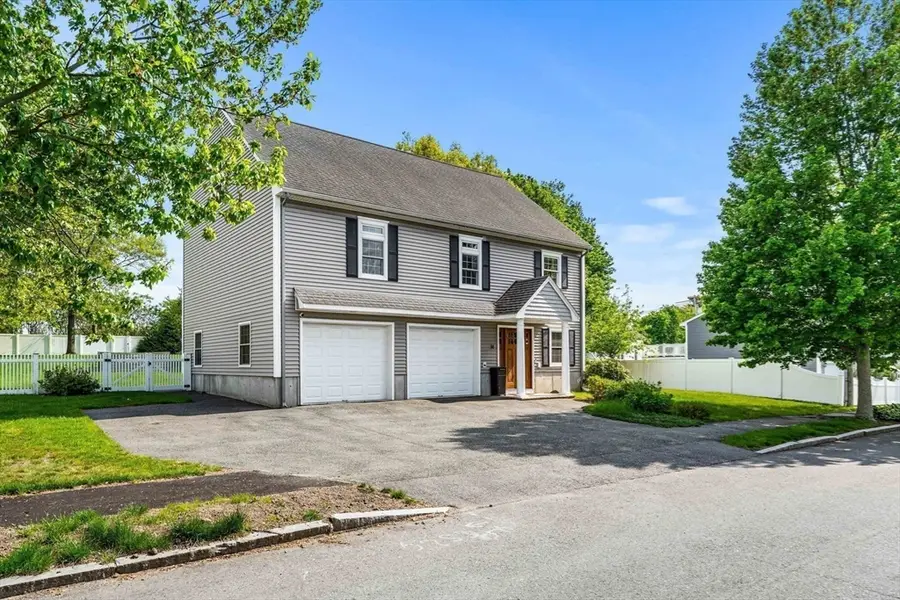 14 Greenlawn Ave, Salem, MA 01970 - #2