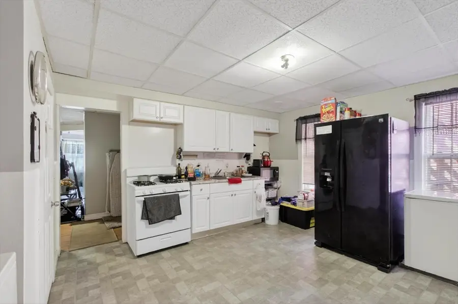 80-82 Laurel St, Fitchburg, MA 01420 - #3