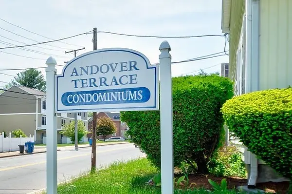 2 Andover Terrace #2, Lawrence, MA 01843