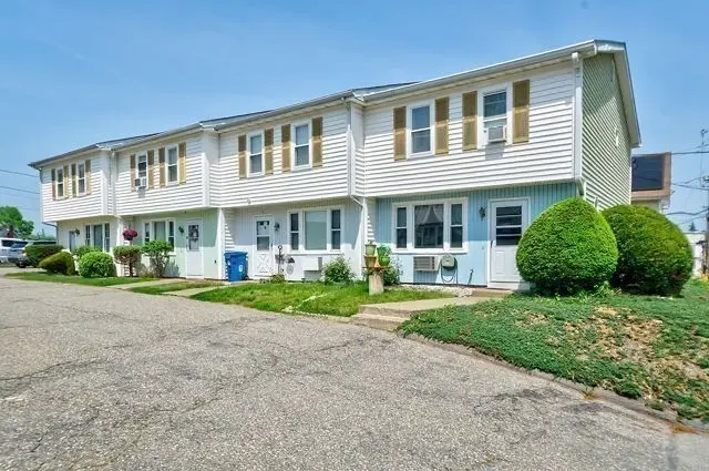 2 Andover Terrace #2, Lawrence, MA 01843 - #3