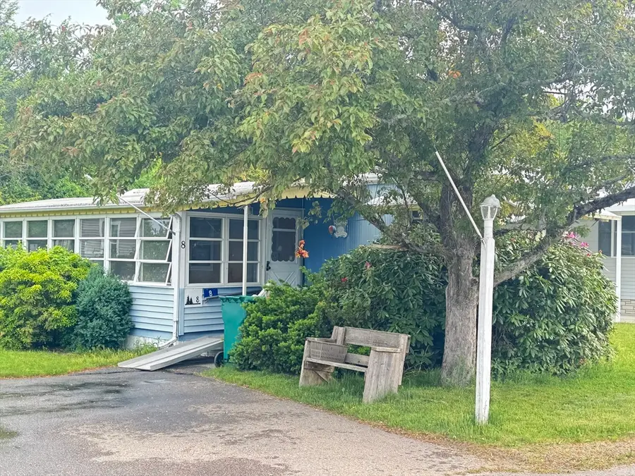 8 Robert Road, Plainville, MA 02762 - #3