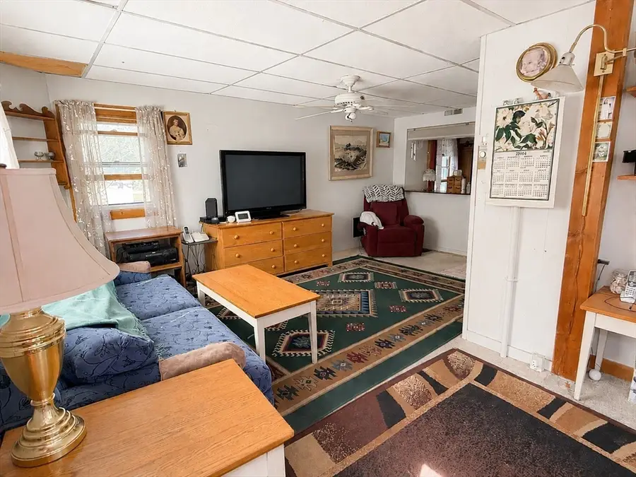 19 Perkins Avenue, Oak Bluffs, MA 02557 - #3